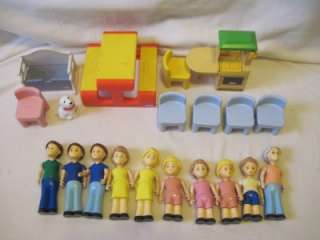 LITTLE TIKES DOLLHOUSE FURNITURE FAMILY DOLLS FIGURES TOY LOT  