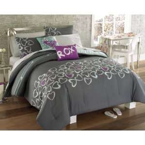  Roxy Heart and Soul Comforter Set and Toss Pillows