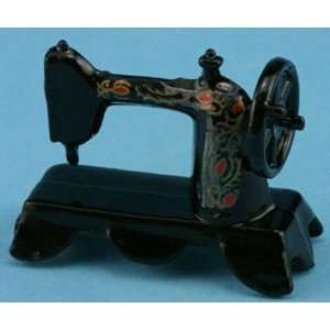    Miniature Portable Old Fashioned Sewing Machine Toys & Games