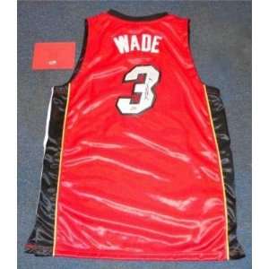  Dwyane Wade Signed Uniform   Red + HOLO   Autographed NBA 