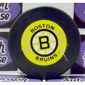  Milt Schmidt Autographed Hockey Puck (Boston Bruins 