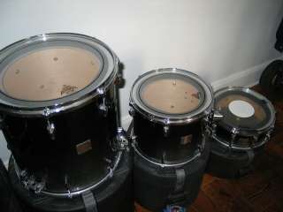 Yamaha Maple Custom Absolute Drum Set + Free SKB Cases  
